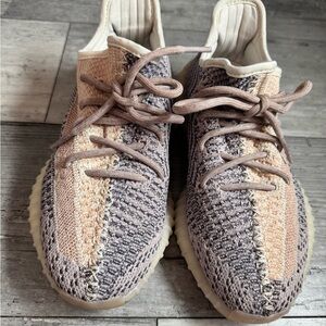 ❤️ adidas Women's Sneakers in Peach and Gray